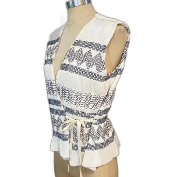 Tory Burch White Sleeveless Wrap Top size 6 - Picture 3 of 7